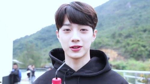 赖冠霖恋情爆料最新情况,细节揭秘，粉丝热议